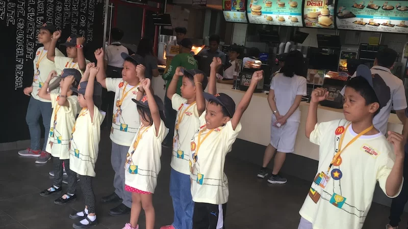 McDonalds_Kiddie_Crew_2